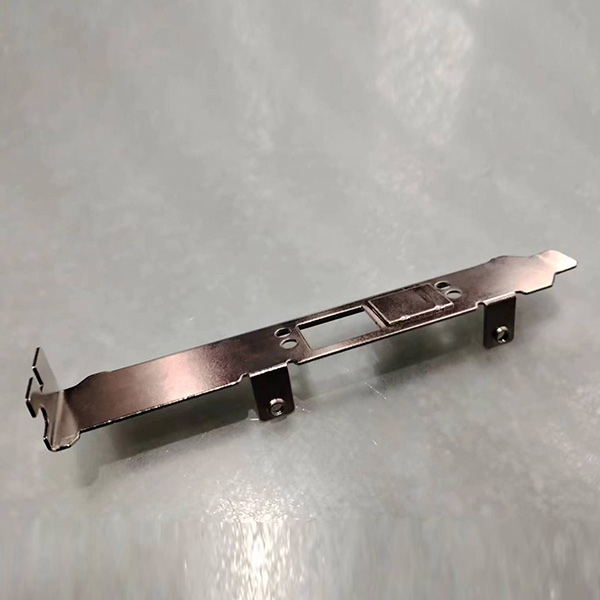 機(jī)箱尾部PCIe擋片 機(jī)箱尾部PCIe擋片